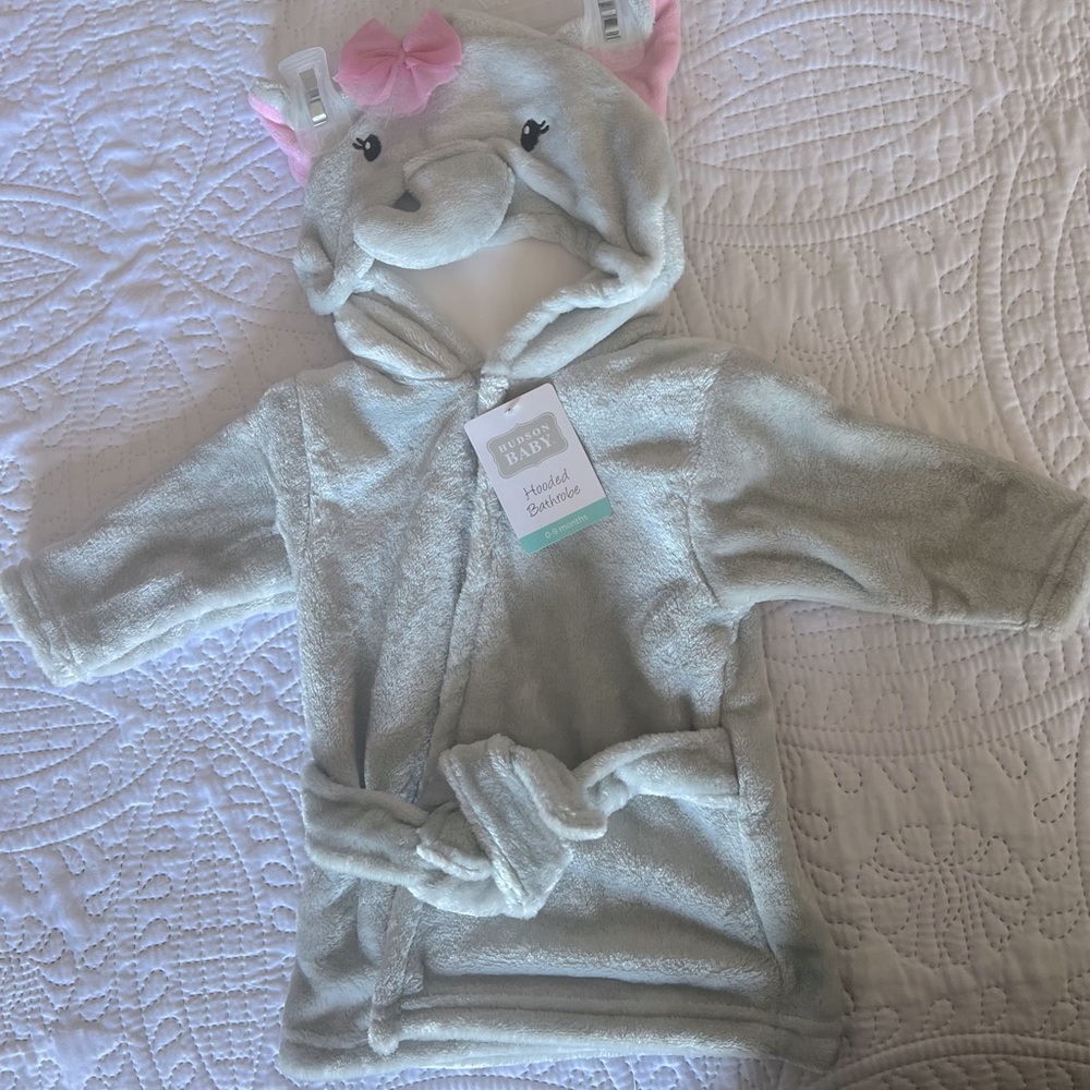 NWT ELEPHANT BABY ROBE